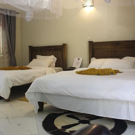Montane Safaris Hotel Fort Portal Εξωτερικό φωτογραφία