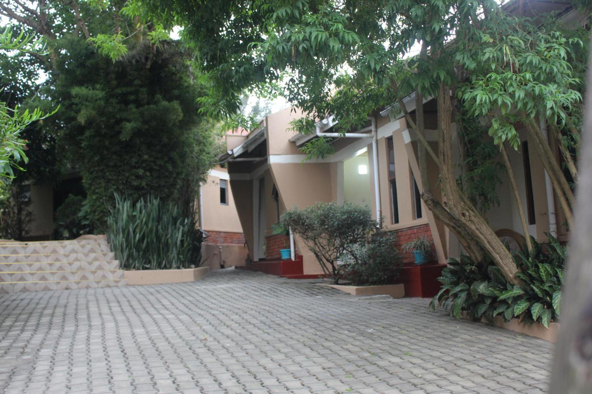 Montane Safaris Hotel Fort Portal Εξωτερικό φωτογραφία
